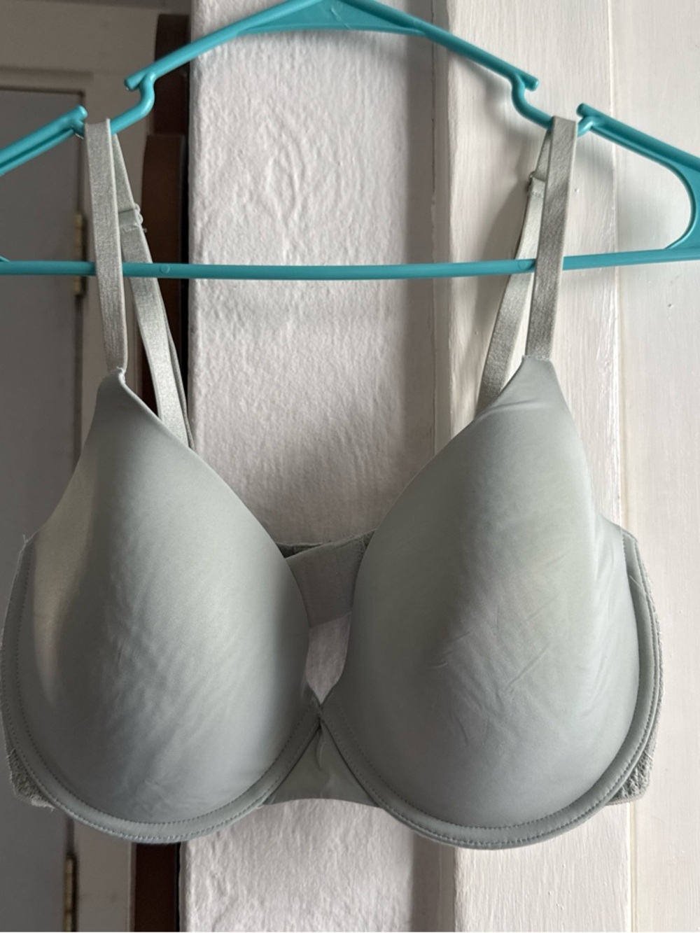 Victoria's Secret Light Gray Padded T-Shirt Bra